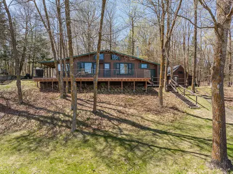 10380 Vermillion Point Dr NE, Deer River, MN 56636