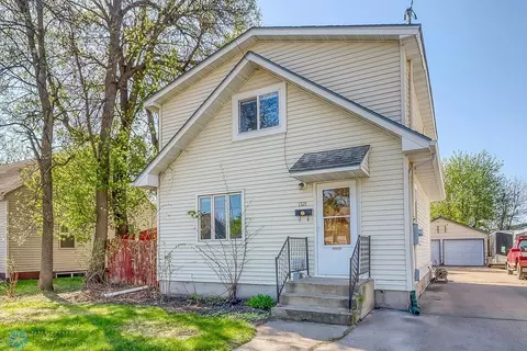 1321 2nd Ave N, Moorhead, MN 56560
