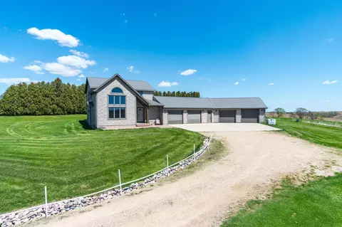 11840 County 5, Caledonia, MN 55921