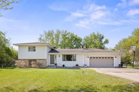 739 120th St NE, Monticello, MN 55362