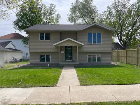 508 W Broadway Ave, Saint Peter, MN 56082