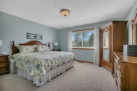 223 Glenview Loop, Saint Cloud, MN 56303 photo 8