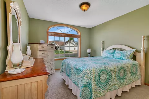 223 Glenview Loop, Saint Cloud, MN 56303 photo 11