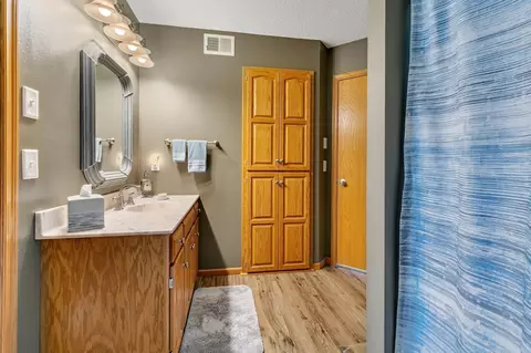 223 Glenview Loop, Saint Cloud, MN 56303 photo 10