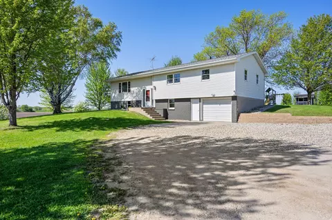 19463 Walden Ave, Hutchinson, MN 55350