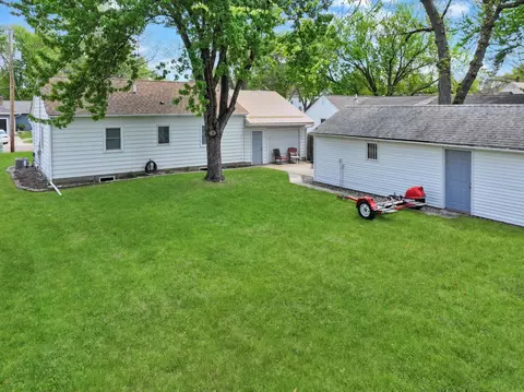 Exterior - 767 N 3rd St, Tracy, MN 56175 photo 4 of 9