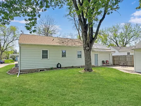Exterior - 767 N 3rd St, Tracy, MN 56175 photo 6 of 9