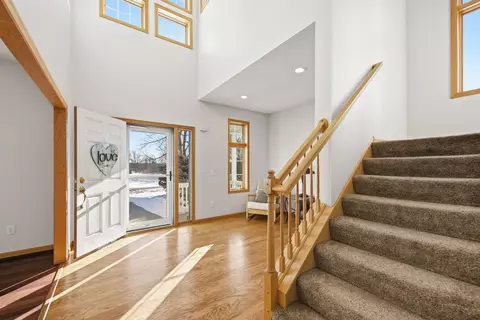 5135 Country Cir, Loretto, MN 55357 photo 7