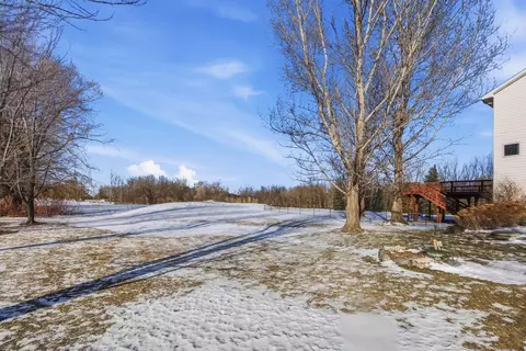 5135 Country Cir, Loretto, MN 55357 photo 4