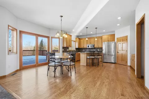 5135 Country Cir, Loretto, MN 55357 photo 9