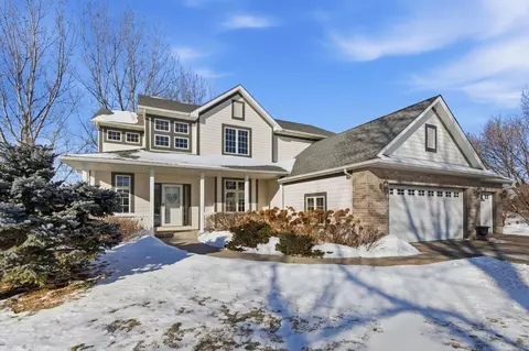 5135 Country Cir, Loretto, MN 55357 photo 2