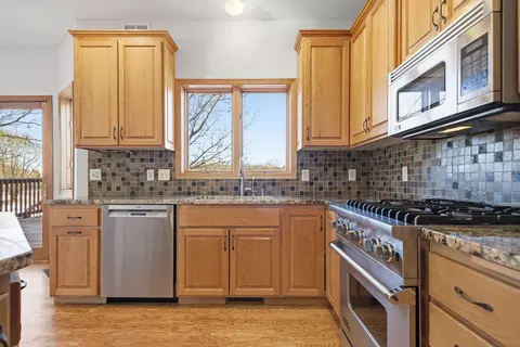 5135 Country Cir, Loretto, MN 55357 photo 13