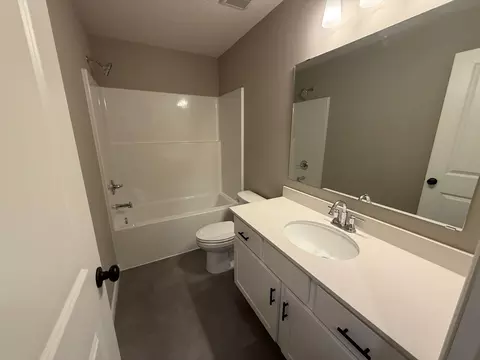 Bath - 9135 27th St NE, Saint Michael, MN 55376 photo 3 of 3