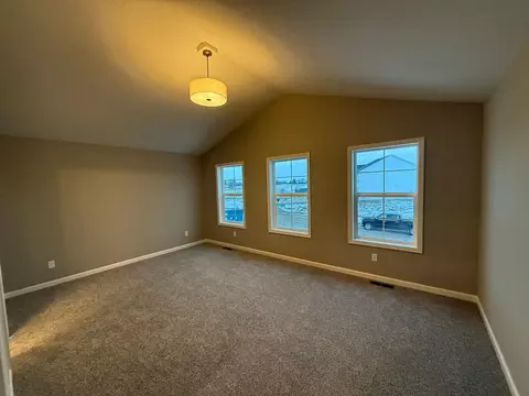 Bedroom - 9135 27th St NE, Saint Michael, MN 55376 photo 3 of 7
