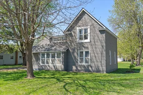 231 High St, New Richmond, WI 54017