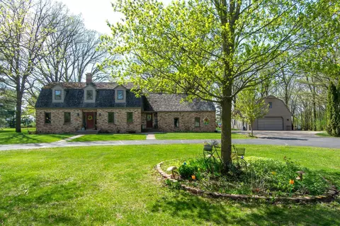 19157 Twin Lakes Rd, Little Falls, MN 56345