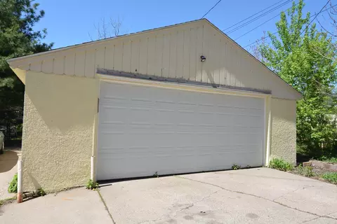 Exterior - 1214 7th Ave N, Saint Cloud, MN 56303 photo 4 of 8