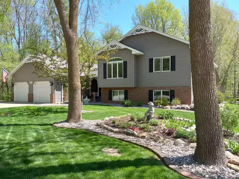 224 Pine St N, Lester Prairie, MN 55354