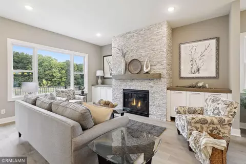 4104 Osprey Ct, Prior Lake, MN 55372