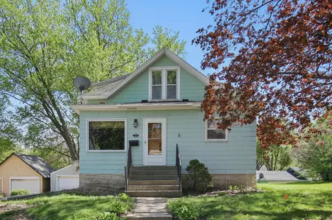 733 1st St SW, Faribault, MN 55021