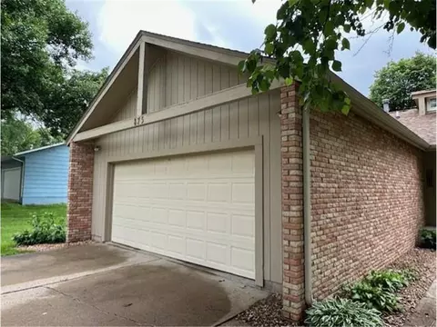 Exterior - 875 20th St, Windom, MN 56101 photo 4 of 15