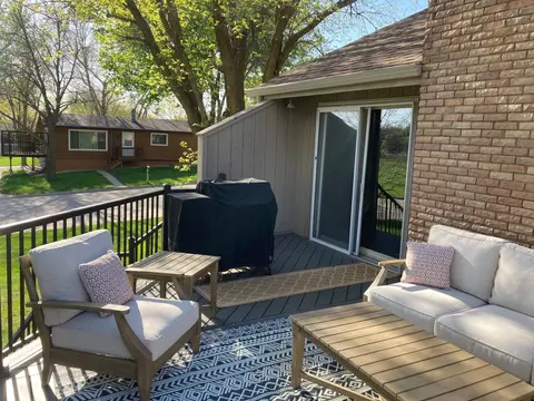 Exterior - 875 20th St, Windom, MN 56101 photo 12 of 15