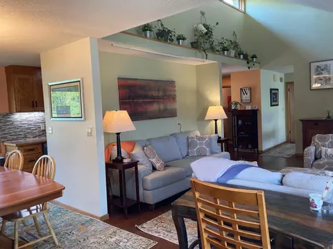 Living - 875 20th St, Windom, MN 56101 photo 3 of 4