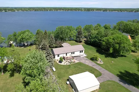 33397 Pickerel View Dr, Richville, MN 56576