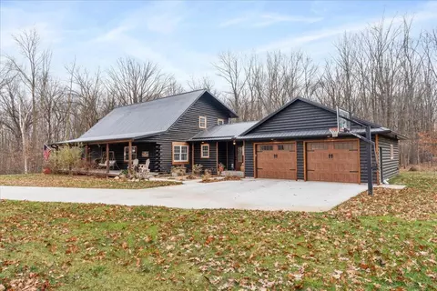 744 50th Ave, Clear Lake, WI 54005