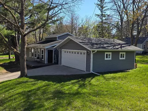 1007 2nd St, Spooner, WI 54801