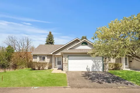 989 County Road D E #-, Maplewood, MN 55109