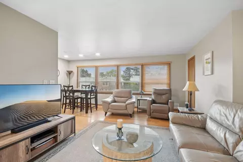 1393 Colonial Dr, Roseville, MN 55113