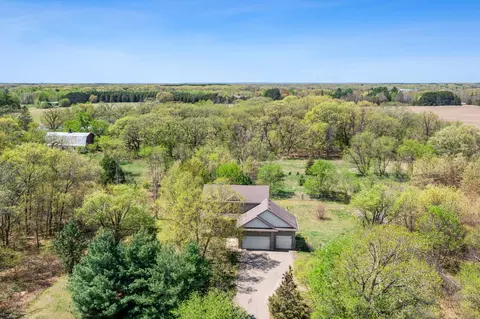 25100 Lincoln Dr NE, Isanti, MN 55040