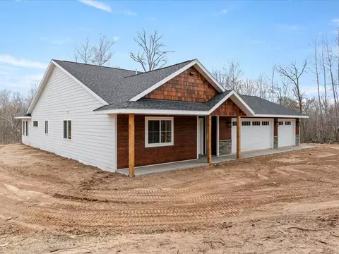 11337 Kennedy Rd, Brainerd, MN 56401 photo 2