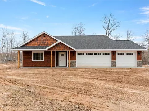 11337 Kennedy Rd, Brainerd, MN 56401