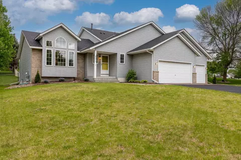 8271 Landon Ave, Woodbury, MN 55125