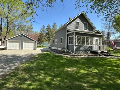 403 7th St N, Kerkhoven, MN 56252