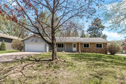 519 Edgewood Ave, Stillwater, MN 55082