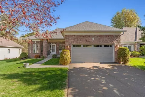 2105 White Pine Rd, Hudson, WI 54016