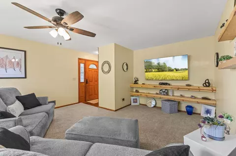 3965 Beryl Rd, Eagan, MN 55122 photo 6