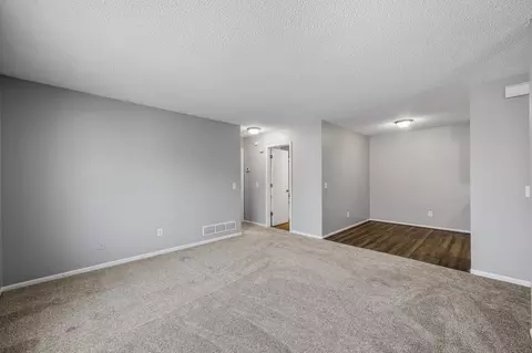 Living - 4422 Cinnamon Ridge Trl, Eagan, MN 55122 photo 2 of 4