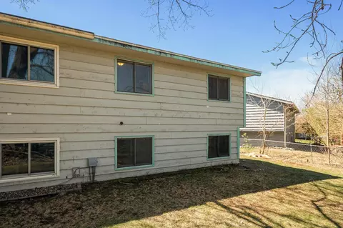 Exterior - 4422 Cinnamon Ridge Trl, Eagan, MN 55122 photo 7 of 9
