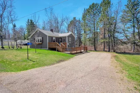 35 Johnson Rd, Esko, MN 55733