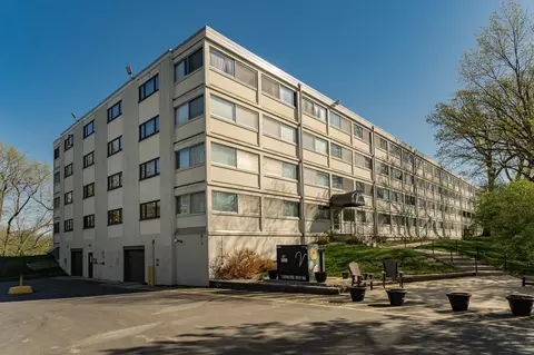 2100 Valkyrie Dr NW #411, Rochester, MN 55901