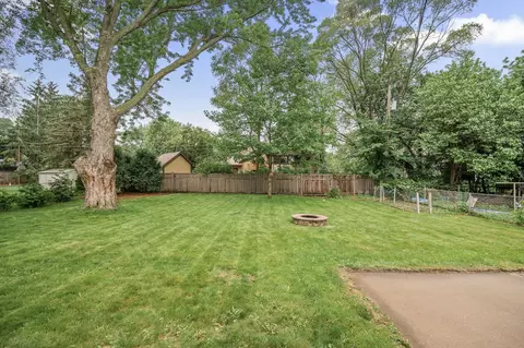 Exterior - 10832 Upton Ave S, Bloomington, MN 55431 photo 6 of 10