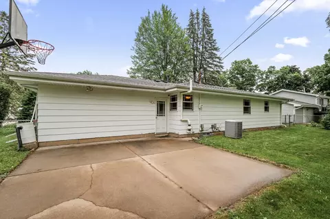 Exterior - 10832 Upton Ave S, Bloomington, MN 55431 photo 10 of 10