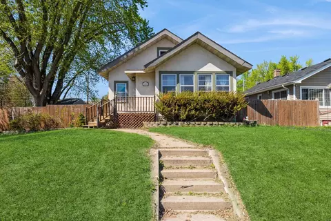 1821 Case Ave E, Saint Paul, MN 55119