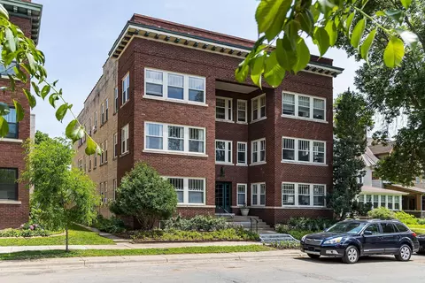 2407 Girard Ave S #4, Minneapolis, MN 55405