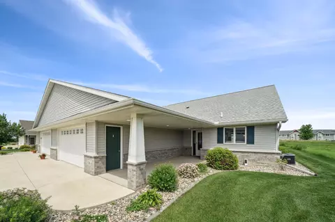 1516 Ranger Dr, Glencoe, MN 55336