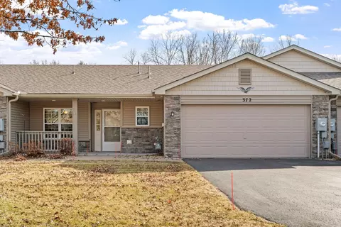 372 Arrowhead Dr, Lino Lakes, MN 55014
